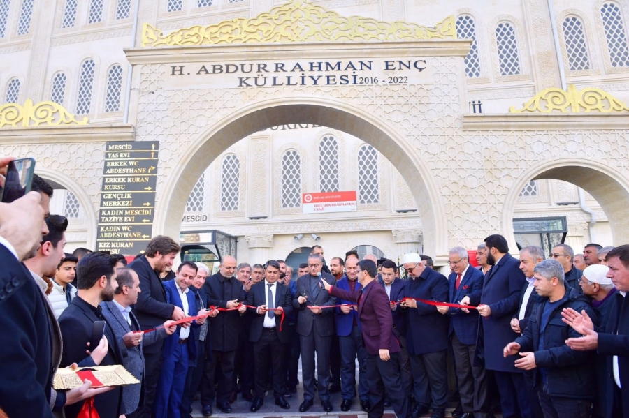 Diyarbakır Valisi Su, Hacı Abdurrahman Enç Camii Külliyesi açılışını yaptı