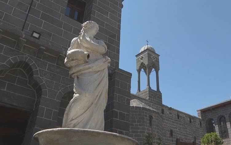 Diyarbakır Keldani Kilisesi 7 yıl sonra yeniden açılacak !