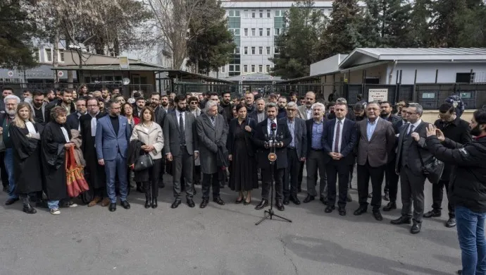 Tahir Elçi davası : Talepler ret edildi, savcıya mütalaa için süre verildi