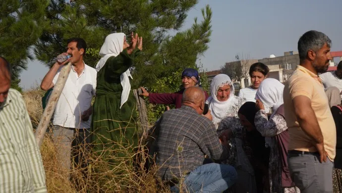 Diyarbakır ve Mardin yangınlarında hayatını kaybeden 2 kişi defnedildi