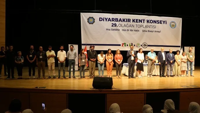 Diyarbakır Kent Konseyi 8 yıl sonra ilk kez toplandı 