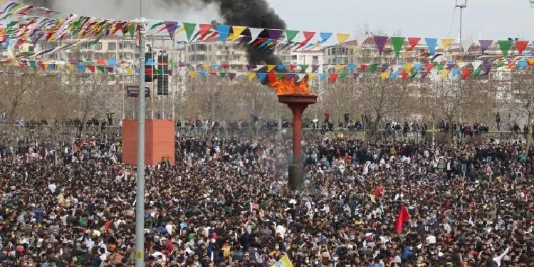 Newroz Coşkusu 89 Merkezde Yükselecek : Diyarbakır