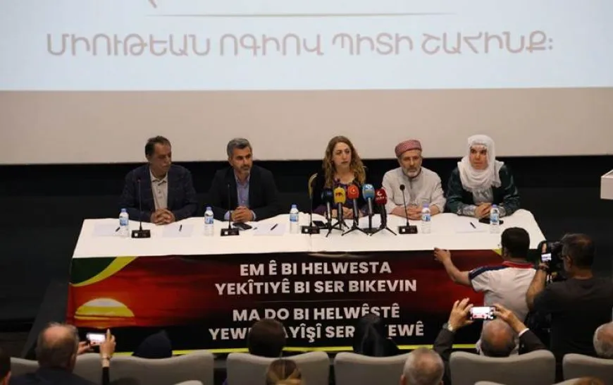 Diyarbakır’da Tarihi Toplantı: 301 Kurumdan Barış ve Birlik Çağrısı !