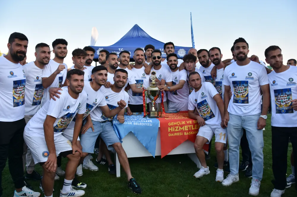DBB Futbol Takımı Şampiyonlukla BAL’a Yükseldi: “Siz Kazandığınızda Halk Kazanır”