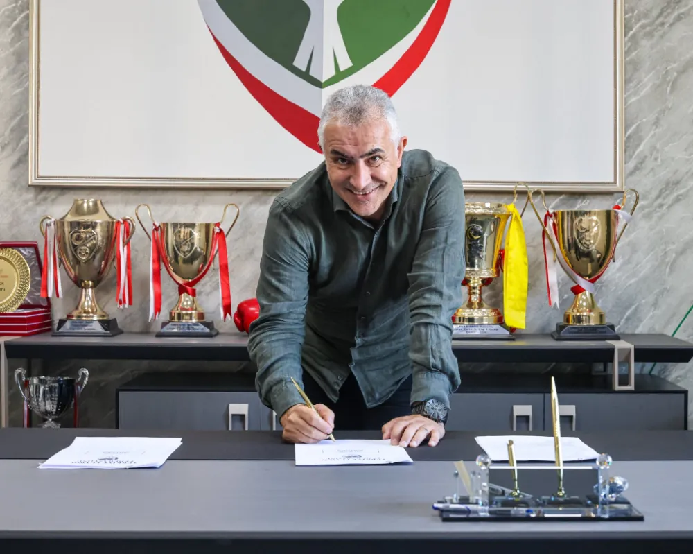 Amedspor’un yeni teknik direktörü Mehmet Altıparmak oldu