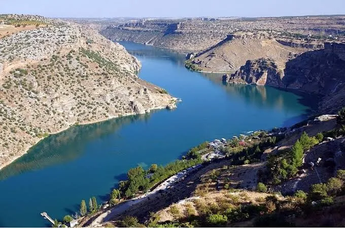Eğil Kralkızı Barajı’nda feci son: Serinlemek isteyen genç boğularak can verdi