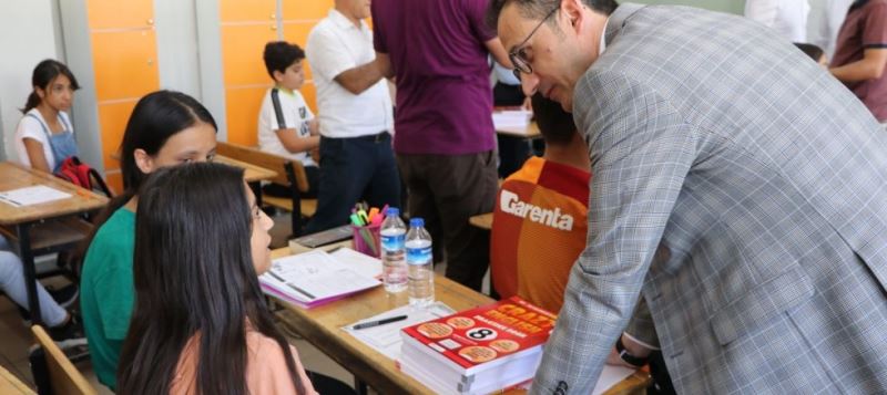 Etüt Diyarbakır Projesine 5 bin kitap desteği